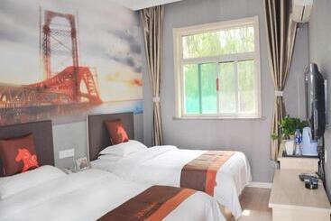 Jun Hotels Jinzhong Yuci District Railway Station