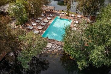 Nabi Resort Glamping & Spa