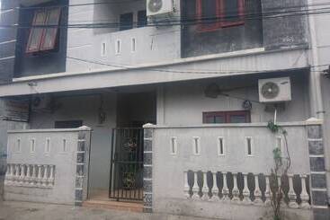 پانسیون Rumah Singgah Keluarga