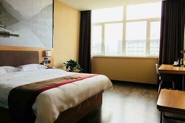Thank Inn Chain Hotel Hebei Baoding Jingxiu District Lugang International