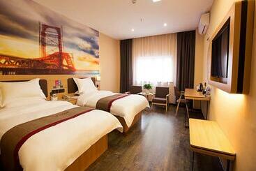 Thank Inn Chain Hotel Zhengzhou Xinzheng International Airport