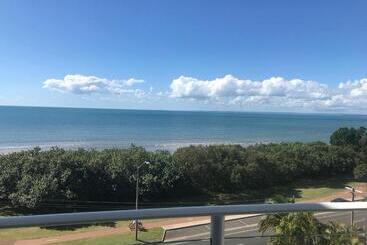 Tingeera Bespoke Beachfront Apartments