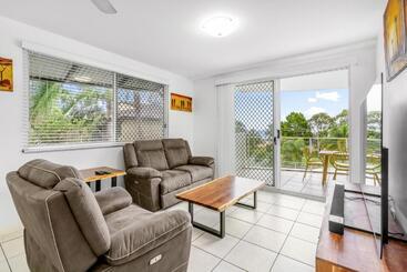 Tingeera Bespoke Beachfront Apartments