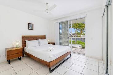 Tingeera Bespoke Beachfront Apartments