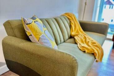 تختخواب و صبحانه Koala & Tree   Modern 1 Bed Apartment For 4 Guests In The Heart Of Cambridge   Short Lets & Serviced