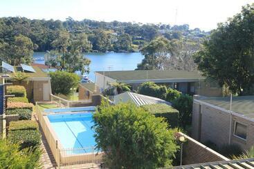 Апарт-отель Gowings Of Mallacoota