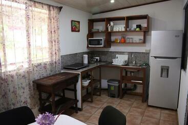 هتل Cabinas Ole Caribe