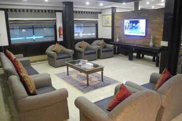 هتل City Centre Suites