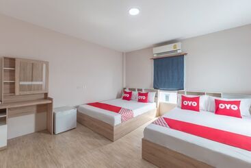 هتل Oyo 1119 Sasiprapa Apartment