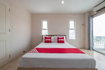 هتل Oyo 1119 Sasiprapa Apartment