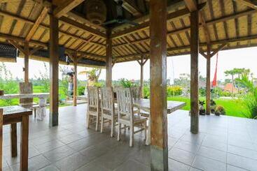 پانسیون Villa Alisha Pererenan Canggu