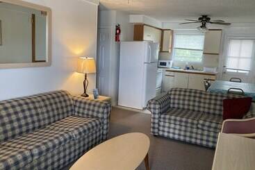 Rambler Motel & Apartments