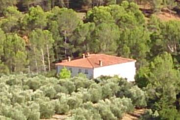 استراحتگاه Alojamiento Turístico El Pantano De Cazorla