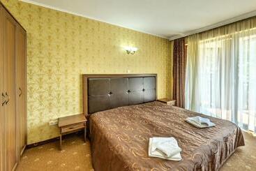 хотел магнолия, Hotel Magnoliya