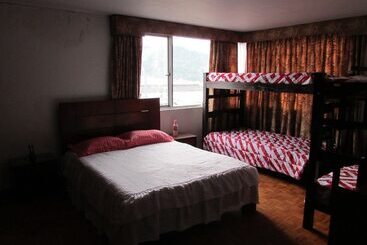 Casa Blanca Hostal Manizales   Hostel