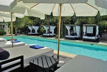 Skyblue Apart Hotel Punta Colorada