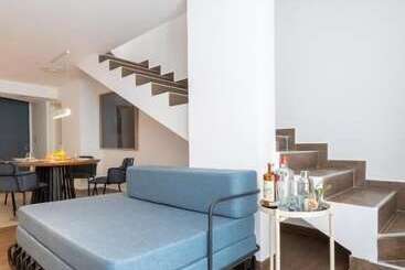 Stay Suites