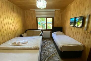 Yüce Suite