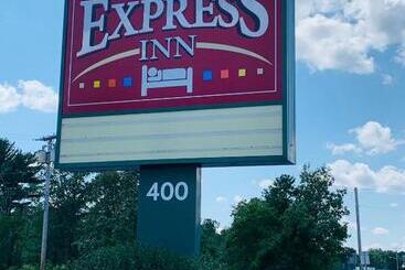 فندق Express Inn