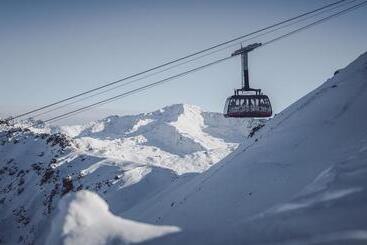 Club Hotel Rooms Only   By Mountain Hotels