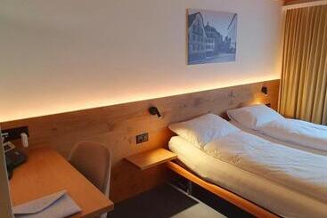 فندق Adler