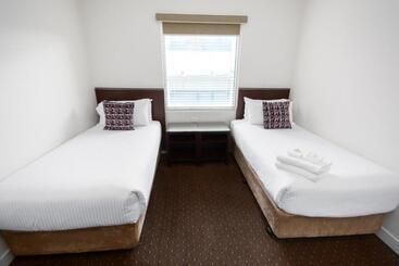 Atlantis Hotel Melbourne