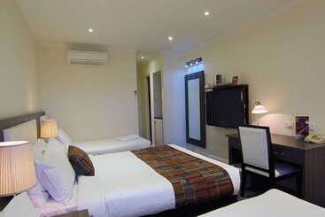 هتل Best Western Plus Buckingham International