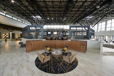 هتل Crowne Plaza Jacksonville Airport, An Ihg