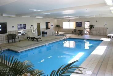 Crystal Inn Hotel & Suites   Great Falls