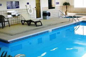 Crystal Inn Hotel & Suites   Great Falls