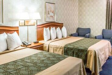 هتل Dayspring Extended Stay