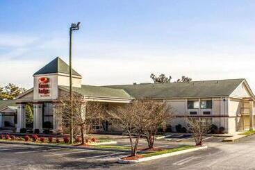 هتل Dayspring Extended Stay