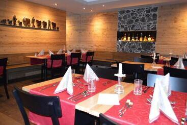 Hotel Edelweiss