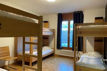هتل Geneva Hostel