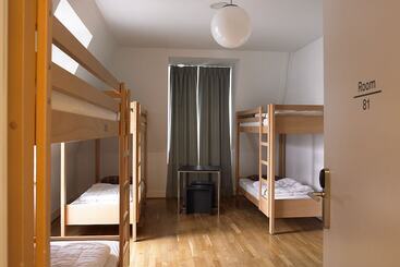هتل Geneva Hostel