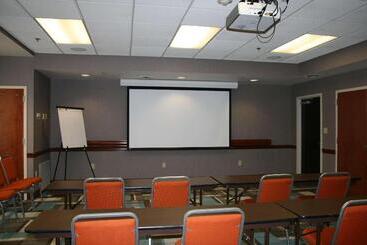 هتل Hampton Inn Shreveport Airport
