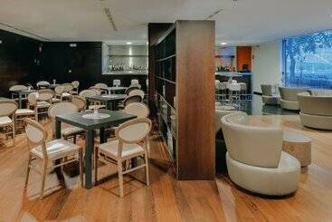 هتل Hesperia Bilbao