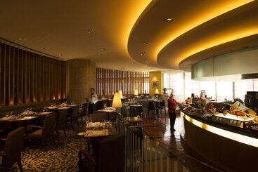 هتل Hilton Chongqing