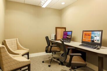Hotel Homewood Suites By Hilton Nashvilleairport