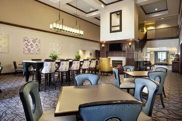هتل Homewood Suites By Hilton Nashvilleairport