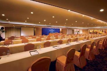 هتل Howard Johnson Plaza By Wyndham Guiyang