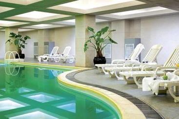 هتل Howard Johnson Plaza By Wyndham Guiyang