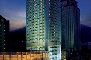 هتل Howard Johnson Plaza By Wyndham Guiyang