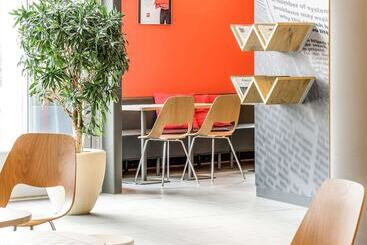 Отель Ibis Bern Expo