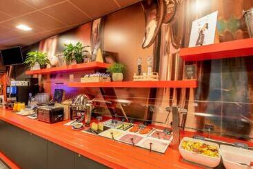 هتل Ibis Bern Expo