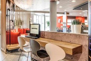 Отель Ibis Bern Expo