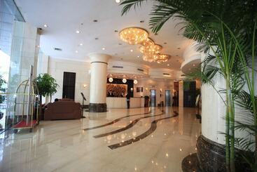 Shenzhen Kaili Hotel, Guomao Shopping Mall