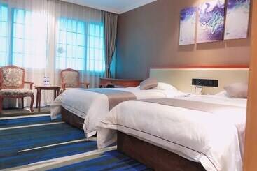 Shenzhen Kaili Hotel, Guomao Shopping Mall
