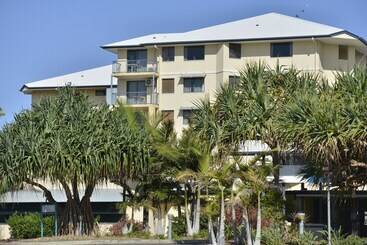 هتل Mantra Hervey Bay