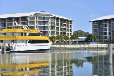 هتل Mantra Hervey Bay